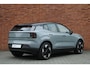 Volvo EX30 Single Motor Extended Range Plus 69 kWh | Verwarmde Voorstoelen en Stuurwiel | Warmtepomp | 19'' Lichtmetalen Velgen | Achteruitrijcamera | AppleCarplay / AndroidAuto | Keyless Entry/Start
