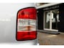 Volkswagen Transporter 2.0 TDI 140 PK L2H1 DC Trendline 3 Zitplaatsen I Airco I Cruise I LM Velgen I Leder I Bluetooth I Navigatie