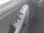 Mercedes-Benz A-klasse 180 122pk AMG Sport Edition | Origineel NL | Navi | Cruise | Led Koplampen | Panorama Schuifdak | Leder+Alcantara | Bluetooth Carkit+Streaming | Licht+Regensensor | Privacy Glass | 18''lm