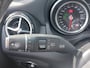 Mercedes-Benz A-klasse 180 122pk AMG Sport Edition | Origineel NL | Navi | Cruise | Led Koplampen | Panorama Schuifdak | Leder+Alcantara | Bluetooth Carkit+Streaming | Licht+Regensensor | Privacy Glass | 18''lm