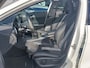 Mercedes-Benz A-klasse 180 122pk AMG Sport Edition | Origineel NL | Navi | Cruise | Led Koplampen | Panorama Schuifdak | Leder+Alcantara | Bluetooth Carkit+Streaming | Licht+Regensensor | Privacy Glass | 18''lm