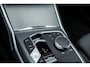 BMW 3-Serie 330e xDrive M Sport LCI | Facelift | Shadow | Trekhaak | Widescreen | Hifi | Camera | 19' inch |