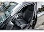 BMW 3-Serie 330e xDrive M Sport LCI | Facelift | Shadow | Trekhaak | Widescreen | Hifi | Camera | 19' inch |