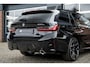 BMW 3-Serie 330e xDrive M Sport LCI | Facelift | Shadow | Trekhaak | Widescreen | Hifi | Camera | 19' inch |