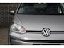 Volkswagen Up! 1.0 60pk Move up! | Navigatie | Airconditioning | All Season Banden