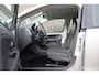 Volkswagen Up! 1.0 60pk Move up! | Navigatie | Airconditioning | All Season Banden