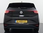 Volkswagen ID.3 Gereserveerd 204pk AUT. 58 kWh First Plus Leer+Verwarmd Adap.Cruise Stop&Go Navi 19" Apple Carplay Android Auto Mirror Link Matrix-led IQ-.Drive WiFi Navi-Pro Ecc Camera Verkeersbord detectie Keyless AppConnect Rijstrooksensor Bluetooth DAB Pdc Usb 19''Lmv First Plus WLTP range 420km Zeer compleet, nieuwprijs € 43.675,-