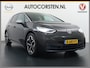 Volkswagen ID.3 Gereserveerd 204pk AUT. 58 kWh First Plus Leer+Verwarmd Adap.Cruise Stop&Go Navi 19" Apple Carplay Android Auto Mirror Link Matrix-led IQ-.Drive WiFi Navi-Pro Ecc Camera Verkeersbord detectie Keyless AppConnect Rijstrooksensor Bluetooth DAB Pdc Usb 19''Lmv First Plus WLTP range 420km Zeer compleet, nieuwprijs € 43.675,-
