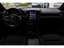 Volvo XC40 Single Motor Extended Range Plus 82 kWh Semi elektrische trekhaak | Verwarmbare voorstoelen +stuurwiel | Apple carplay/Android auto | Adaptieve cruise control | Blind Spot | Achteruitrij camera | All-Season banden