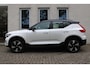 Volvo XC40 Single Motor Extended Range Plus 82 kWh | All-Season banden | Blind Spot | Semi Elek. Trekhaak | Verwarmbare voorstoelen | Verwarmbaar stuurwiel | Achteruitrij camera | Adapt. Cruise Control | Google Maps navigatie |