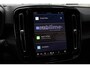 Volvo XC40 Single Motor Extended Range Plus 82 kWh Semi elektrische trekhaak | Verwarmbare voorstoelen +stuurwiel | Apple carplay/Android auto | Adaptieve cruise control | Blind Spot | Achteruitrij camera | All-Season banden