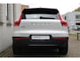 Volvo XC40 Single Motor Extended Range Plus 82 kWh Semi elektrische trekhaak | Verwarmbare voorstoelen +stuurwiel | Apple carplay/Android auto | Adaptieve cruise control | Blind Spot | Achteruitrij camera | All-Season banden