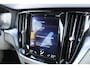Volvo V60 T5 Automaat Momentum | Verw. Voorstoelen | PDC V+A | El. Trekhaak | AppleCarplay | 19" LMV