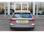 Volvo V60 T5 Automaat Momentum | Verw. Voorstoelen | PDC V+A | El. Trekhaak | AppleCarplay | 19" LMV