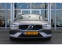 Volvo V60 T5 Automaat Momentum | Verw. Voorstoelen | PDC V+A | El. Trekhaak | AppleCarplay | 19" LMV