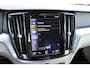 Volvo V60 T5 Automaat Momentum | Verw. Voorstoelen | PDC V+A | El. Trekhaak | AppleCarplay | 19" LMV