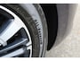 Peugeot 208 1.2 PureTech Allure | Navigatie | Panoramadak | All season | Apple carplay | 98.000km |