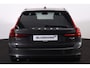 Volvo V90 T6 Recharge AWD Plus Dark - LONG RANGE - IntelliSafe Assist & Surround - 360º Camera - Harman/Kardon audio - Adaptieve LED koplampen - Verwarmde voorstoelen, stuur & achterbank - Parkeersensoren voor & achter - Elektr. bedienb. voorstoelen met geheugen - Extra getint glas - Elektr. inklapbare trekhaak - 19' LMV