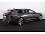 Volvo V90 T6 Recharge AWD Plus Dark - LONG RANGE - IntelliSafe Assist & Surround - 360º Camera - Harman/Kardon audio - Adaptieve LED koplampen - Verwarmde voorstoelen, stuur & achterbank - Parkeersensoren voor & achter - Elektr. bedienb. voorstoelen met geheugen - Extra getint glas - Elektr. inklapbare trekhaak - 19' LMV