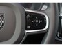 Volvo V90 T6 Recharge AWD Plus Dark - LONG RANGE - IntelliSafe Assist & Surround - 360º Camera - Harman/Kardon audio - Adaptieve LED koplampen - Verwarmde voorstoelen, stuur & achterbank - Parkeersensoren voor & achter - Elektr. bedienb. voorstoelen met geheugen - Extra getint glas - Elektr. inklapbare trekhaak - 19' LMV