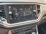 Volkswagen T-Roc 1.5 TSI 150pk DSG Style Team Navigatie Apple Carplay/Android Auto Camera Adaptive Cruise Control Elektrische achterklep Stoel-en stuurverwarming Climate Control