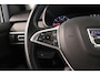 Dacia Jogger 1.0 TCe Comfort 7p. | Parkeersensor | Airco | Trekhaak | AppleCarplay AndroidAuto Navigatie | Cruise control | 7 personen |