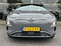 Hyundai Kona Electric EV Fashion 64 kWh | 3e Fase | SOH 98% | Warmte pomp | Climate Control | Navi || occasion