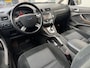 Ford C-Max 2.0-16V Ghia [StoelVW|Cruise|Navi|Trekhaak]