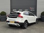 Volvo V40 Cross Country 1.5 T3 Polar+ Luxury | Camera | DAB | Navigatie | Stoelverwarming | Lichtmetalen Velgen |