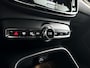 Volvo XC40 Recharge P8 AWD R-Design | Parkeercamera | Stoel- en Stuurverwarming | Navigatie