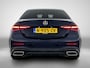 Mercedes-Benz C-klasse 180 AMG Line Multispaaks lichtmetalen velgen 19 inch. Navigatie | parking support met camera achter | Inclusief 24 maanden MB Certified garantie voor Europa.