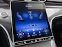 Mercedes-Benz C-klasse 180 AMG Line Multispaaks lichtmetalen velgen 19 inch. Navigatie | parking support met camera achter | Inclusief 24 maanden MB Certified garantie voor Europa.