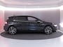 Volkswagen Golf 1.5 eTSI 50 Jahre Edition 150 pk Automaat (DSG) | Navigatie | Panoramadak | Parkeersensoren | Achteruitrijcamera | Matrix LED koplampen | Stoelverwarming |