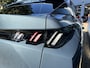 Peugeot 3008 1.2 Hybrid 145 PK Allure Automaat | Navigatie | Keyless Entry | AGR Stoel met Stoelverwarming | Camera | Climate Control | LED Verlichting | Cruise Control | Parkeersensoren | 19" Lichtmetalen Velgen | Hoge Zitpositie |