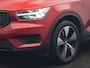 Volvo XC40 T4 Recharge R-Design Plug In Hybrid 211pk Dealer O.H PHEV | Trekhaak Af Fabriek | Panodak | Adaptive Cruise | Camera | Harman & Kardon | Alcantara Sportstoelen Vewarmd | Pilot Assist | Apple Carplay | Spotify | Stuurverwarming | Navigatie |