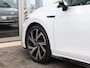 Volkswagen Golf 1.5 eTSI 150 pk DSG R-Line | Camera | LED | App Connect | Navigatie | Climatronic | ACC | Sfeerverlichting | 18'' LM |