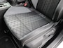 Volkswagen Golf 1.5 eTSI 150 pk DSG R-Line | Camera | LED | App Connect | Navigatie | Climatronic | ACC | Sfeerverlichting | 18'' LM |