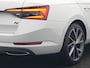 Skoda Superb Combi 1.4 TSI iV Sportline Business Plug In Hybrid 218pk Dealer O.H PHEV | Trekhaak Af Fabriek | Adaptive Cruise | Alcantara Sportstoelen Memory & Verwarmd | Canton Audio | Apple Carplay | Stuur Verwarmd | Keyless | Sfeerverlichting |  Navigatie | DAB |