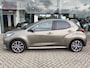Toyota Yaris 1.5 Hybrid 130 Executive | NL Auto | Sensoren v/a | Stoel & Stuu