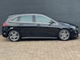 Mercedes-Benz B-klasse 180 Business Solution AMG
