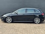 Mercedes-Benz B-klasse 180 Business Solution AMG