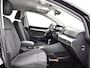 Volkswagen Golf Variant 1.0 TSI 110pk Life · Apple/Android Car Play · Navi · P-Sensoren · Sfeerverlichting · 16'' Inch · Garantie t/m 26-08-2026 of 100.000km