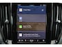 Volvo V60 T6 Recharge AWD Plus Dark - LONG RANGE - IntelliSafe Assist & Surround - 360º Camera - Harman/Kardon audio - Adaptieve LED koplampen - Verwarmde voorstoelen, stuur & achterbank - Parkeersensoren voor & achter - Elektr. bedienb. voorstoelen met geheugen - Extra getint glas - 19' LMV