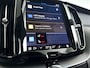 Volvo XC60 T6 Plug-in hybrid AWD Plus Dark | Panoramadak | 360° camera | Stoel- en Stuurverwarming | Trekhaak