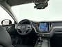 Volvo XC60 T6 Plug-in hybrid AWD Plus Dark | Panoramadak | 360° camera | Stoel- en Stuurverwarming | Trekhaak