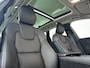 Volvo XC60 T6 Plug-in hybrid AWD Plus Dark | Panoramadak | 360° camera | Stoel- en Stuurverwarming | Trekhaak