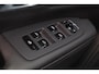 Volvo V90 T6 Recharge AWD Inscription - LONG RANGE - Panorama/schuifdak - IntelliSafe Assist & Surround - Harman/Kardon audio - Adaptieve LED koplampen - Parkeercamera achter - Verwarmde voorstoelen, stuur & achterbank - Parkeersensoren voor & achter - Extra getint glas - Elektr. inklapbare trekhaak - 19' LMV
