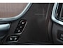 Volvo V90 T6 Recharge AWD Inscription - LONG RANGE - Panorama/schuifdak - IntelliSafe Assist & Surround - Harman/Kardon audio - Adaptieve LED koplampen - Parkeercamera achter - Verwarmde voorstoelen, stuur & achterbank - Parkeersensoren voor & achter - Extra getint glas - Elektr. inklapbare trekhaak - 19' LMV