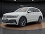 Volkswagen Tiguan Allspace 1.5 TSI R-line 7p. | Pano dak | Elek. Achterklep | Stoelverwarming | Keyless |
