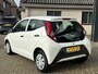 Toyota Aygo 1.0 VVT-i x-fun 5 Deurs 1e Eig! Airco Bluetooth DAB Audio NAP NL-Auto Dealeronderhouden!